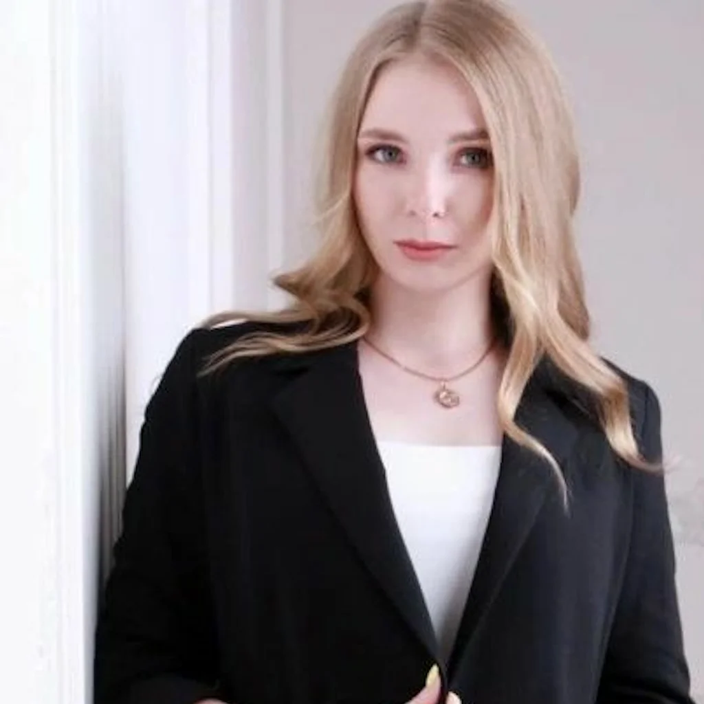 Алёна Шушунова